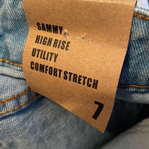 Blue Turtle Wide Leg Jeans Light Wash - Picture 10 of 10